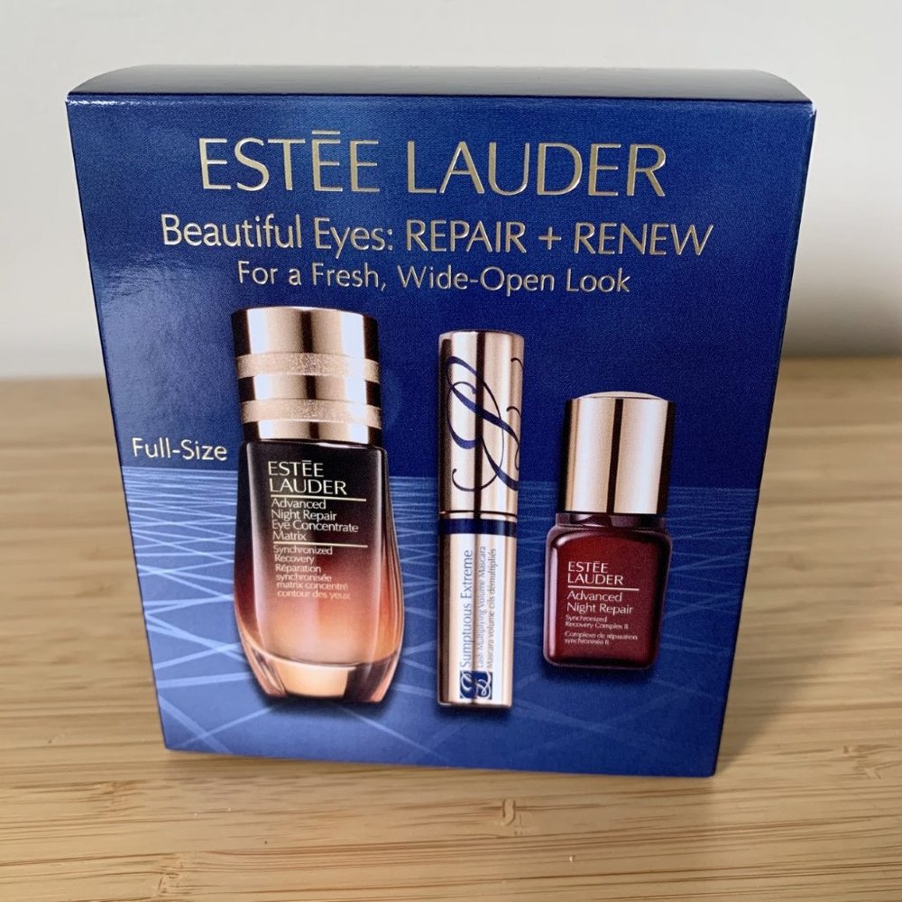SOLD💰Estee Lauder Renewal Kit